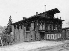Дом, в котором жил А. Гайдар